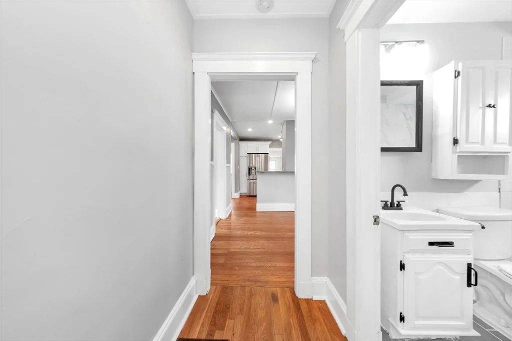 2 bed, 1 bath apartment for rent at 36 Marshall St Unit 1, Winthrop Center — photo 10 of 20