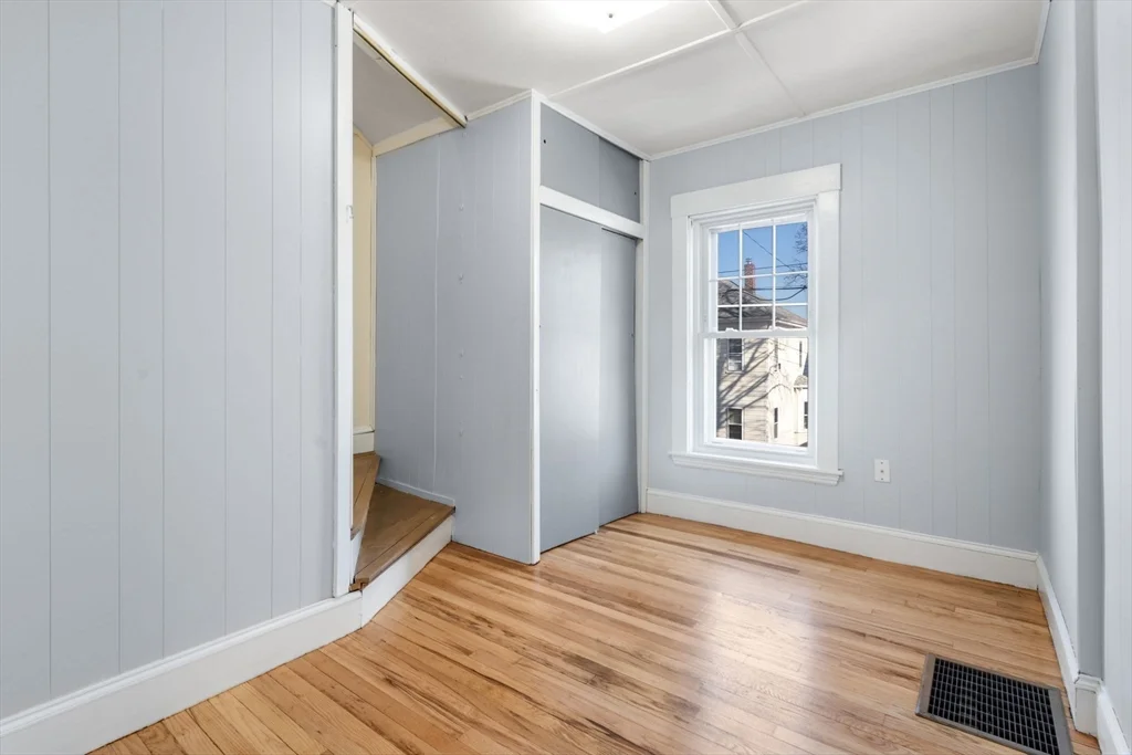 3 bed, 1 bath apartment for rent at 36 Marshall St Unit 2, Winthrop — photo 14 of 19