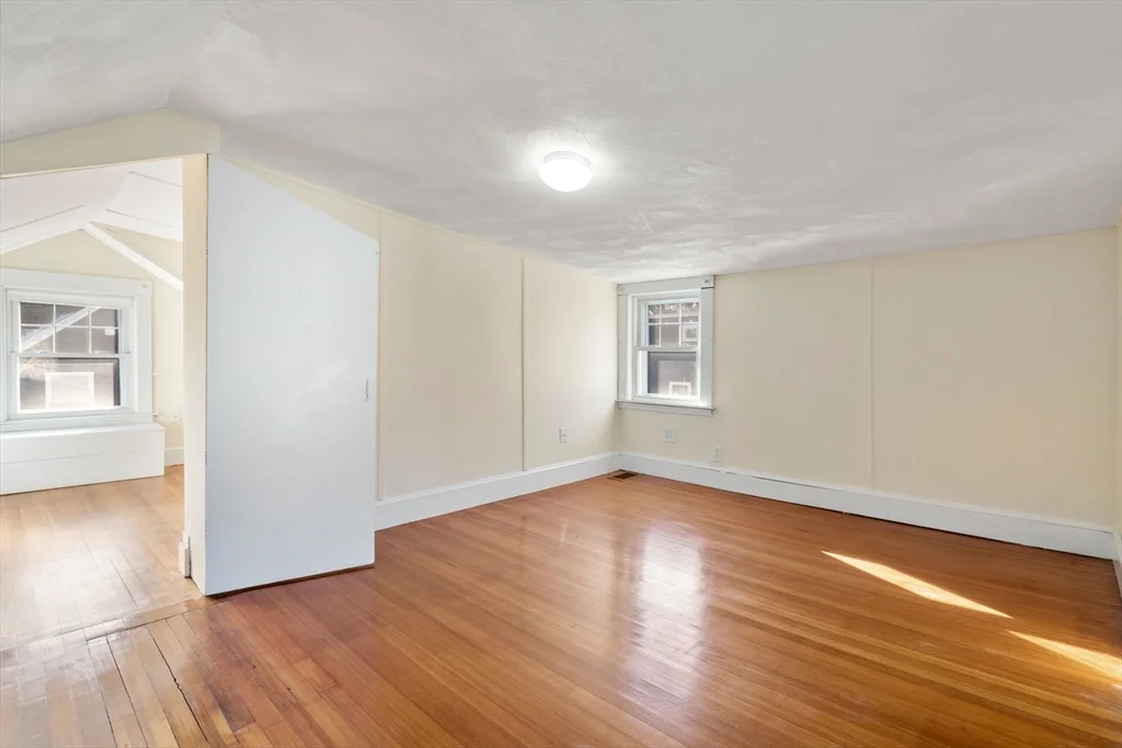 3 bed, 1 bath apartment for rent at 36 Marshall St Unit 2, Winthrop — photo 17 of 19
