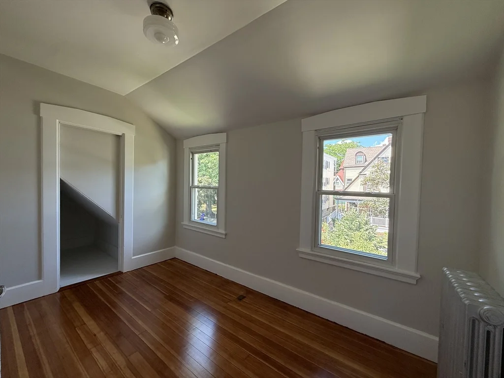 3 bed, 1 bath apartment for rent at 36 Mayfield St Unit 2, Dorchester — photo 3 of 5