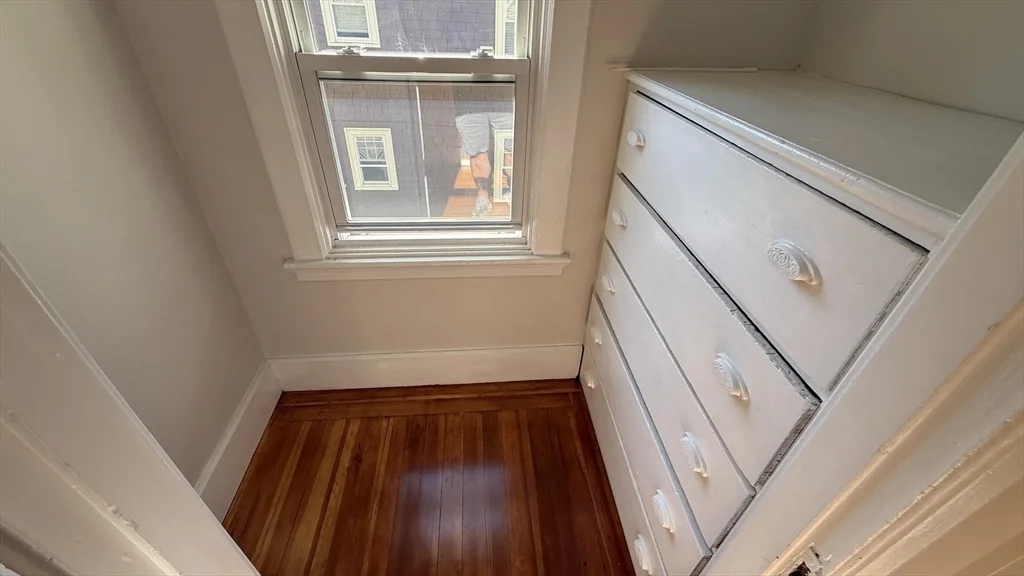 3 bed, 1 bath apartment for rent at 36 Mayfield St Unit 2, Dorchester — photo 16 of 18