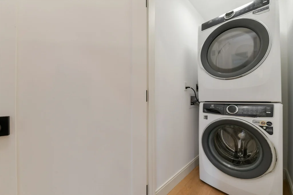 2 bed, 2 bath apartment for rent at 36 Mckone St Unit 1, Dorchester — photo 29 of 32
