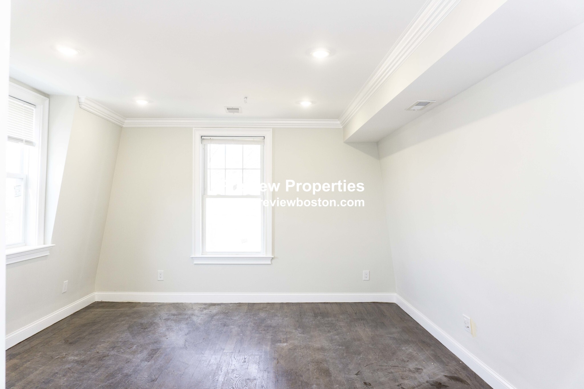 3 bed, 1 bath apartment for rent at 36 Monmouth St Unit 3P, East Boston — photo 5 of 8