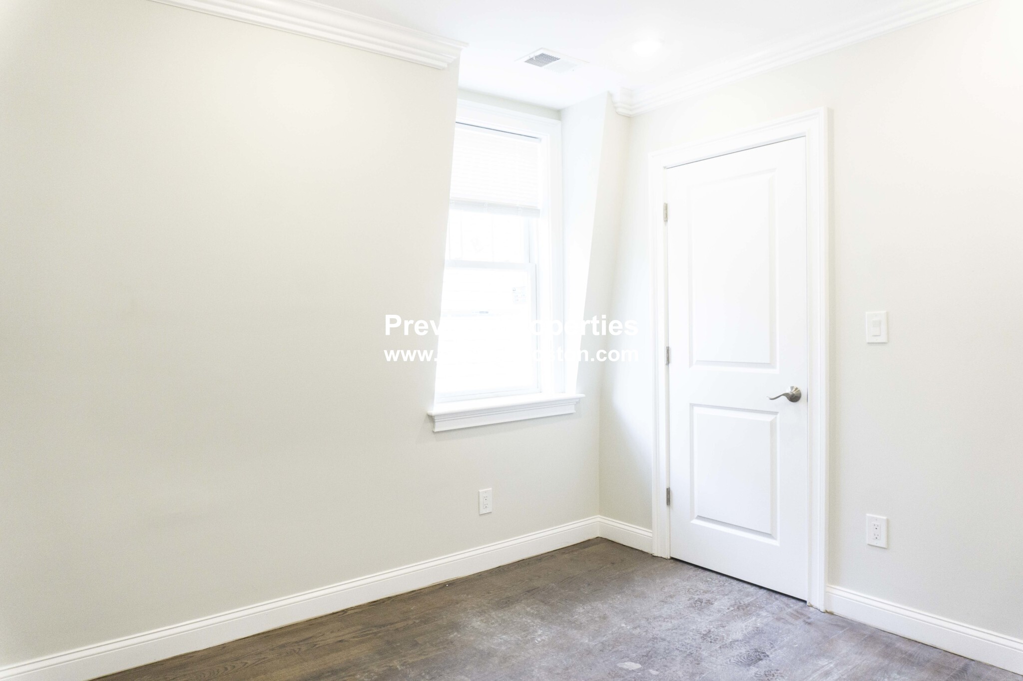 3 bed, 1 bath apartment for rent at 36 Monmouth St Unit 3P, East Boston — photo 6 of 8