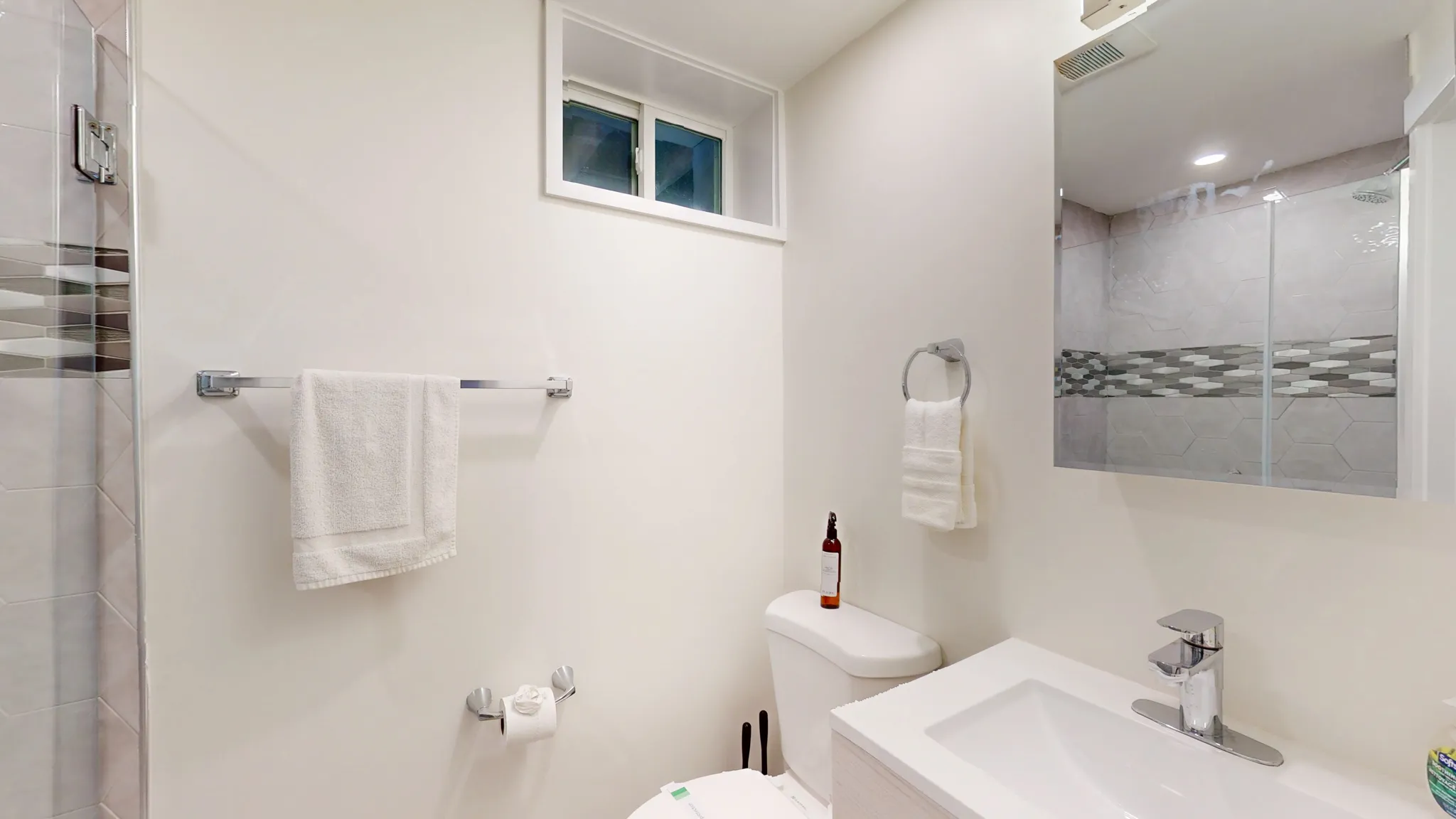 1 bed, 1 bath apartment for rent at 36 Montgomery St Unit a, North Cambridge — photo 9 of 14