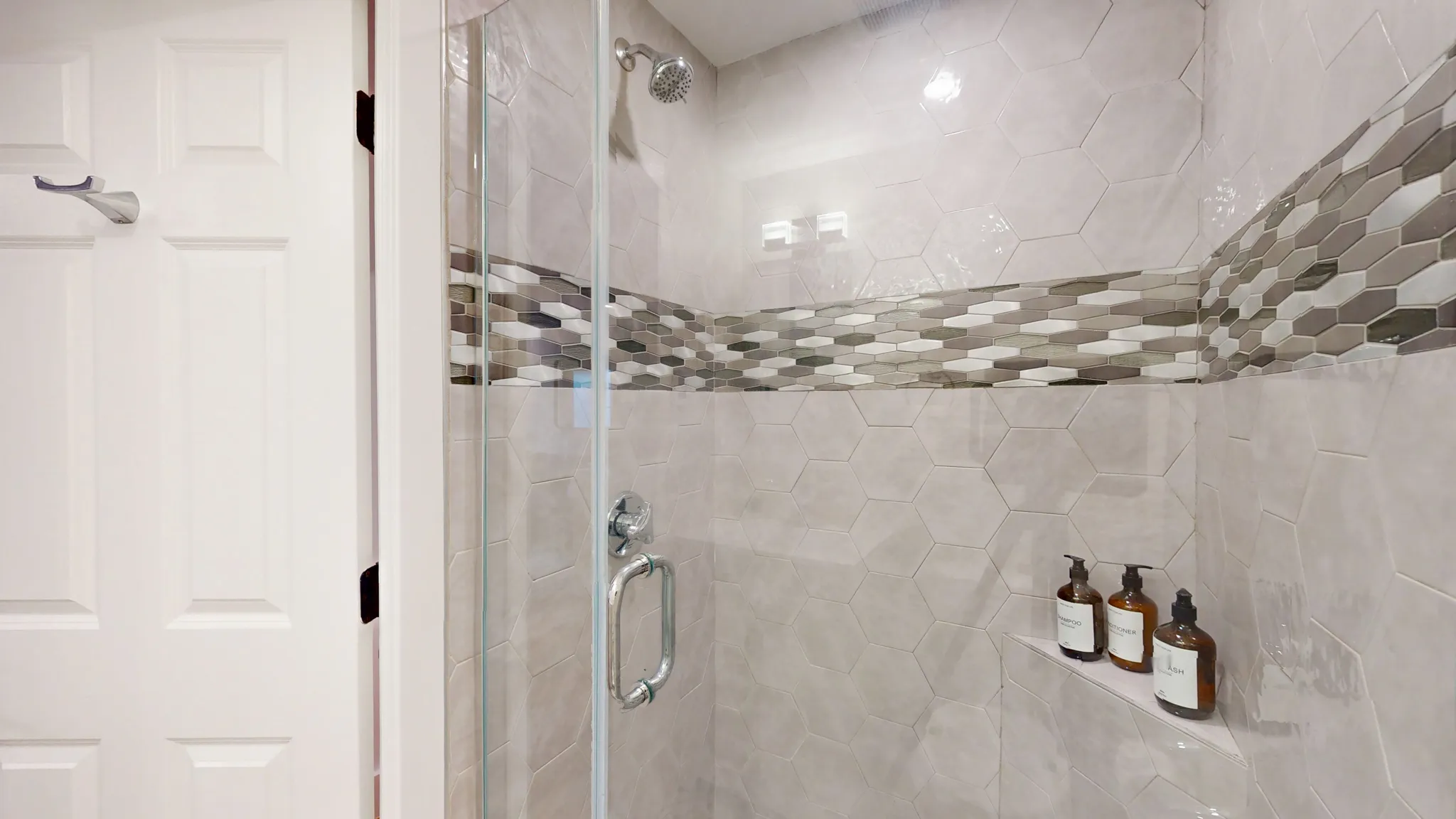 1 bed, 1 bath apartment for rent at 36 Montgomery St Unit a, North Cambridge — photo 10 of 14