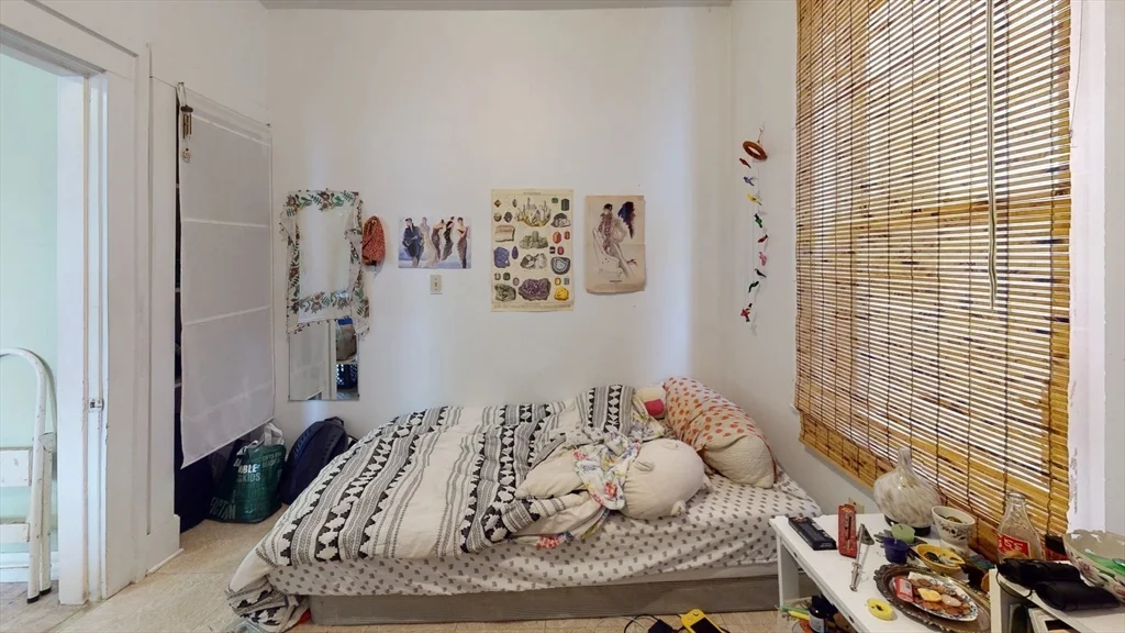 3 bed, 1 bath apartment for rent at 36 Mozart Unit 2, Jamaica Plain — photo 5 of 10