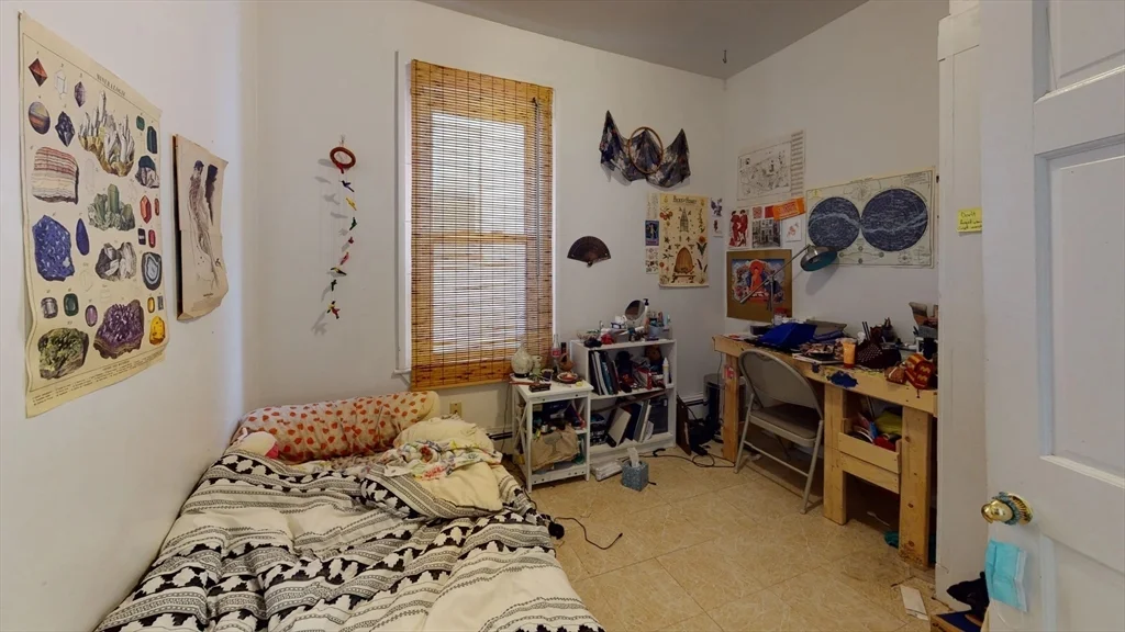 3 bed, 1 bath apartment for rent at 36 Mozart Unit 2, Jamaica Plain — photo 7 of 10