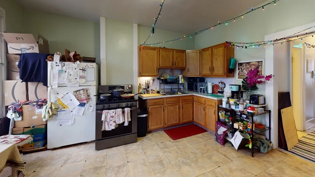 3 bed, 1 bath apartment for rent at 36 Mozart Unit 2, Jamaica Plain — photo 3 of 10
