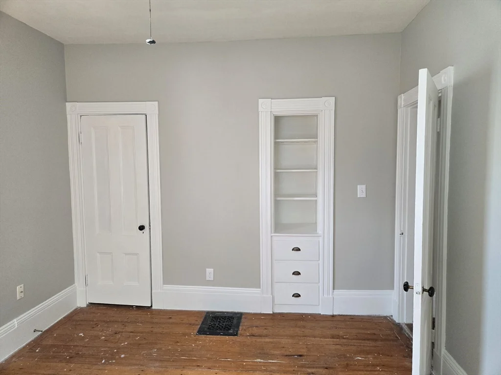 3 bed, 1 bath apartment for rent at 36 Msgr Patrick J Lydon Way Unit 2, Dorchester — photo 7 of 12