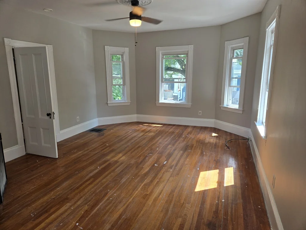 3 bed, 1 bath apartment for rent at 36 Msgr Patrick J Lydon Way Unit 2, Dorchester — photo 3 of 12