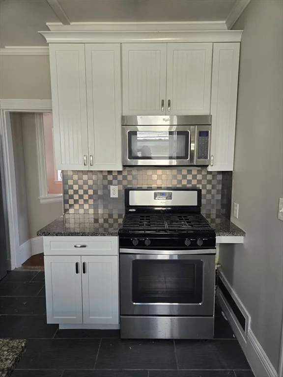 3 bed, 1 bath apartment for rent at 36 Msgr Patrick J Lydon Way Unit 2, Dorchester — photo 9 of 12