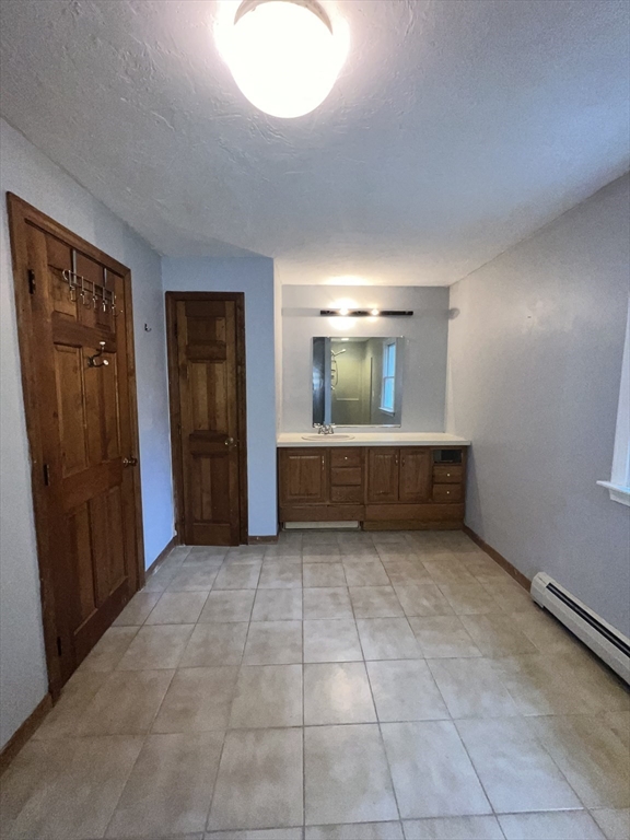 3 bed, 2 bath apartment for rent at 36 Mt Pleasant Unit 4, Plymouth — photo 10 of 18