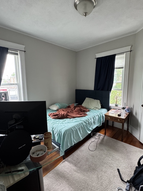 4 bed, 2 bath apartment for rent at 36 North Beacon St Unit 2, Allston — photo 6 of 8