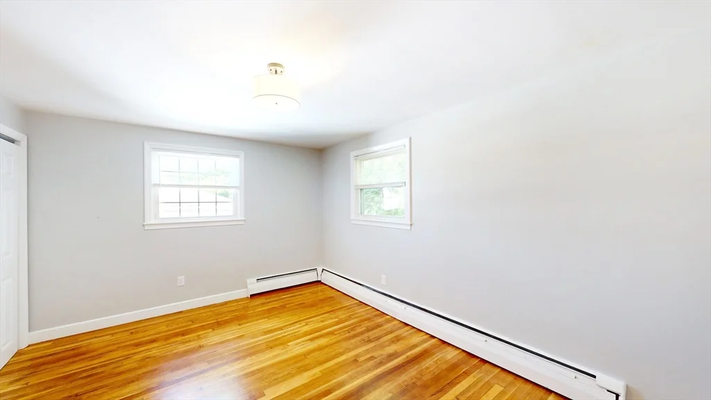 3 bed, 1 bath apartment for rent at 36 Nash St Unit 36, Bemis — photo 9 of 22