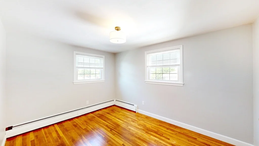 3 bed, 1 bath apartment for rent at 36 Nash St Unit 36, Bemis — photo 11 of 22