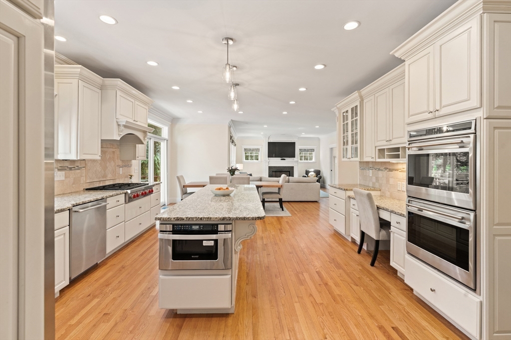 6 bed, 4+ bath apartment for rent at 36 Normandy Rd, Lexington — photo 9 of 32