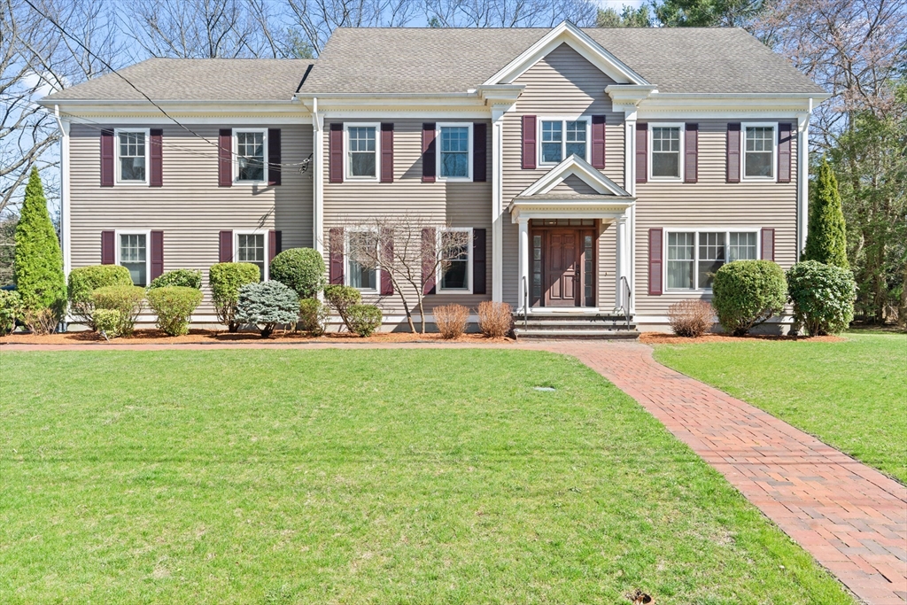 6 bed, 4+ bath apartment for rent at 36 Normandy Rd, Lexington — photo 1 of 32