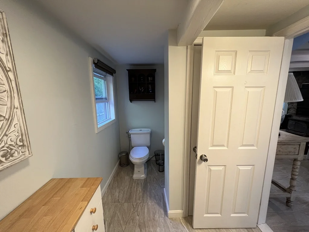 4 bed, 2 bath apartment for rent at 36 Oak Cliff Rd, East Weymouth — photo 12 of 40
