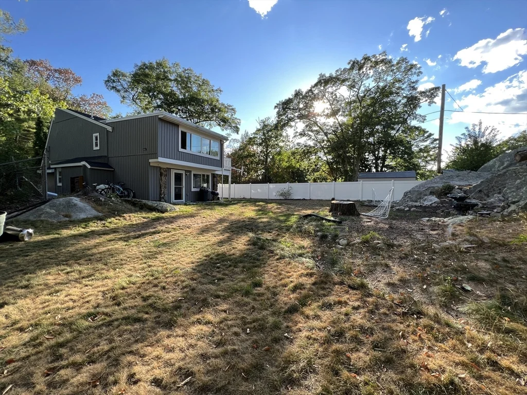 4 bed, 2 bath apartment for rent at 36 Oak Cliff Rd, East Weymouth — photo 39 of 40