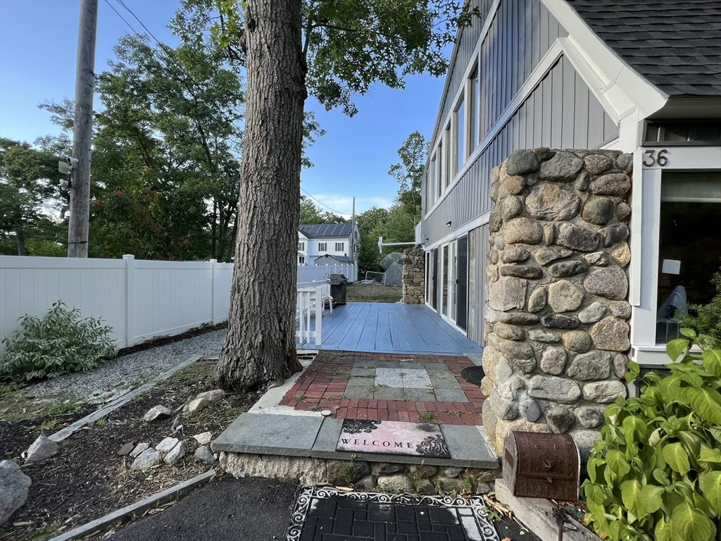 4 bed, 2 bath apartment for rent at 36 Oak Cliff Rd, East Weymouth — photo 30 of 40