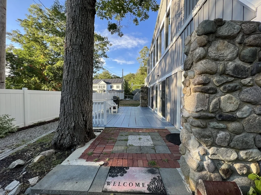 4 bed, 2 bath apartment for rent at 36 Oak Cliff Rd, East Weymouth — photo 32 of 40