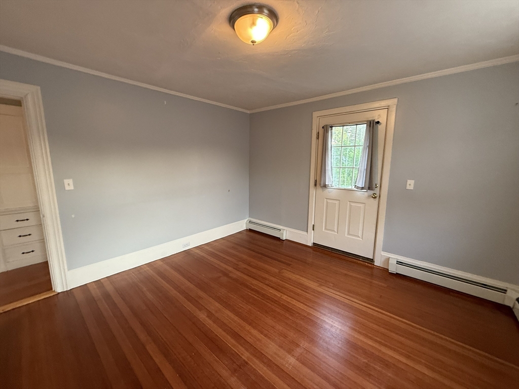 2 bed, 1 bath apartment for rent at 36 Oak St Unit 2, Downtown — photo 9 of 21