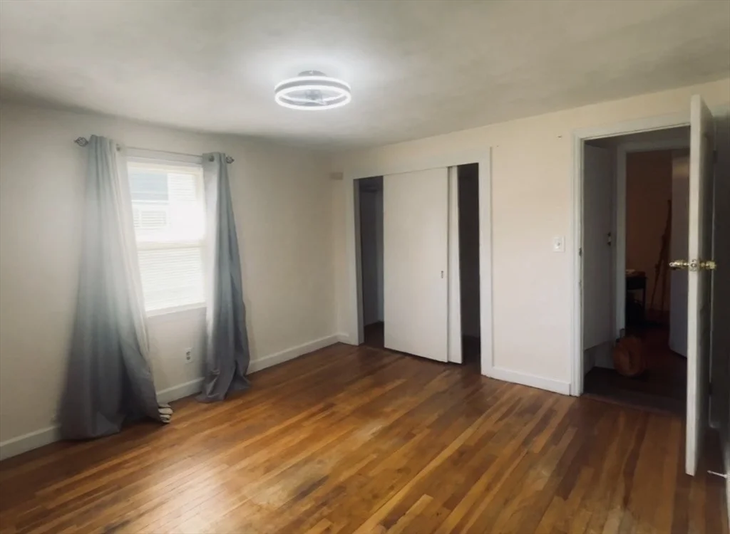4 bed, 2 bath apartment for rent at 36 Oconnell St, East Springfield — photo 9 of 14