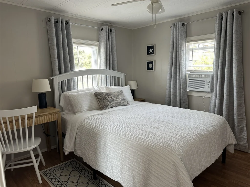 2 bed, 1 bath apartment for rent at 36 Old Point Rd Unit WINTER, Plum Island — photo 6 of 21