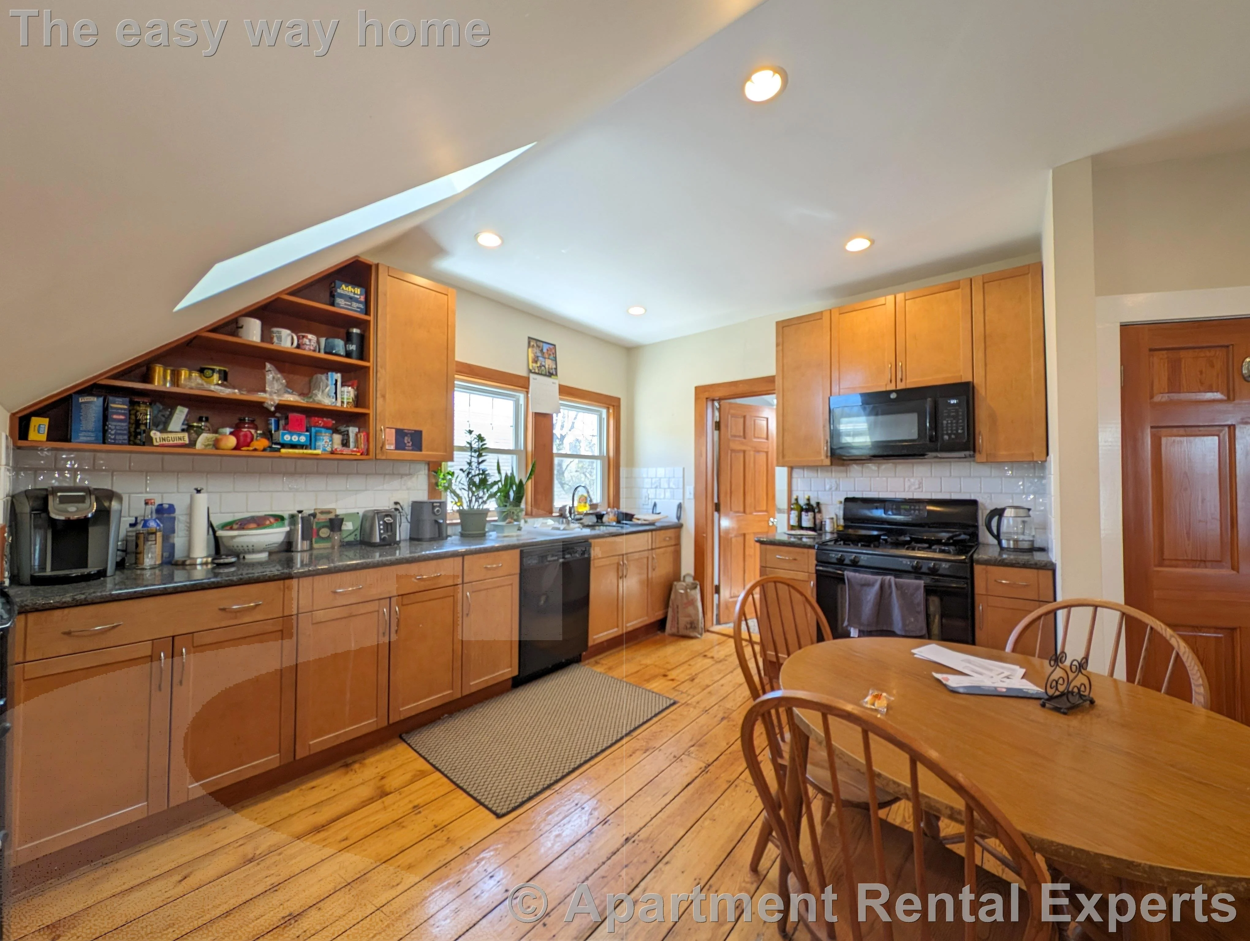 2 bed, 1 bath apartment for rent at 36 Orchard St Unit 3, Tufts — photo 1 of 18