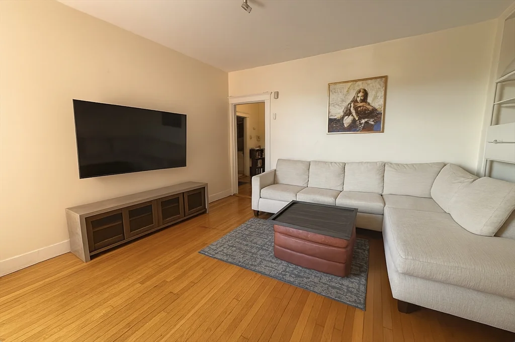 2 bed, 1 bath apartment for rent at 36 Orkney Rd Unit 3, Brighton — photo 3 of 7