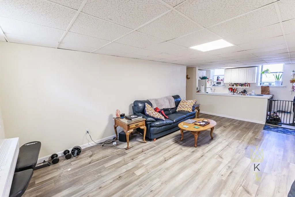 2 bed, 1 bath apartment for rent at 36 Park St Unit B10, Coolidge Corner — photo 3 of 11