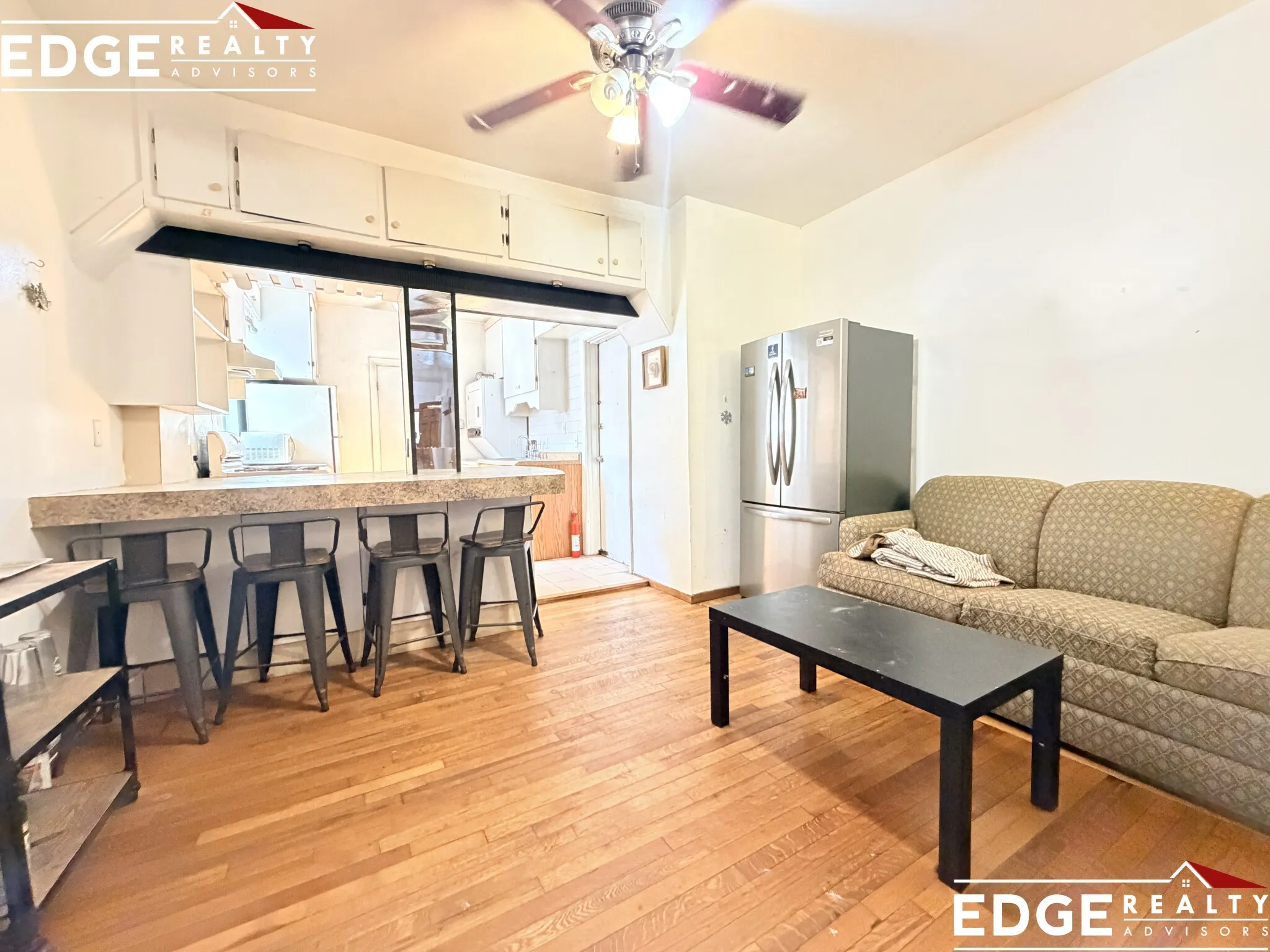 4 bed, 2 bath apartment for rent at 36 Park Vale Ave Unit 3, Brighton — photo 1 of 12
