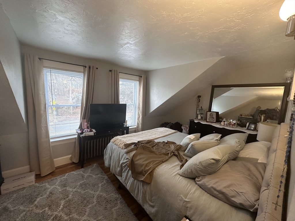 2 bed, 1 bath apartment for rent at 36 Pond St Unit 2, Avon — photo 12 of 14