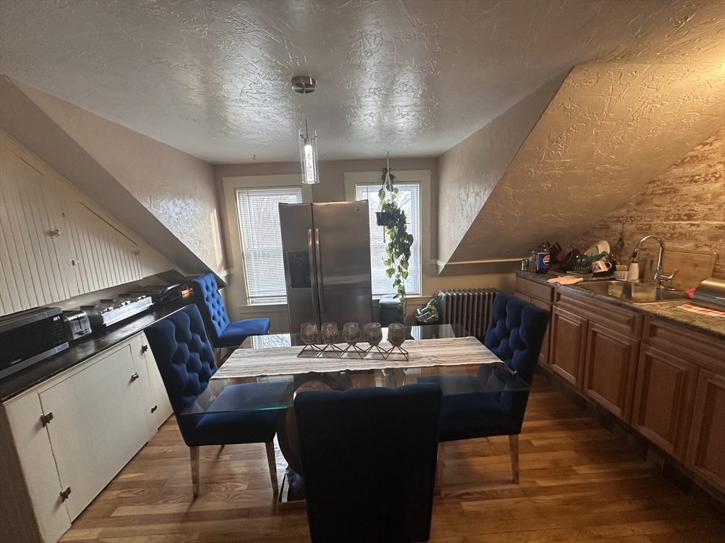 2 bed, 1 bath apartment for rent at 36 Pond St Unit 2, Avon — photo 5 of 14