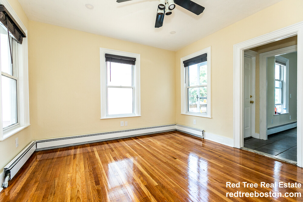 5 bed, 2 bath apartment for rent at 36 Pratt St, Allston — photo 2 of 14