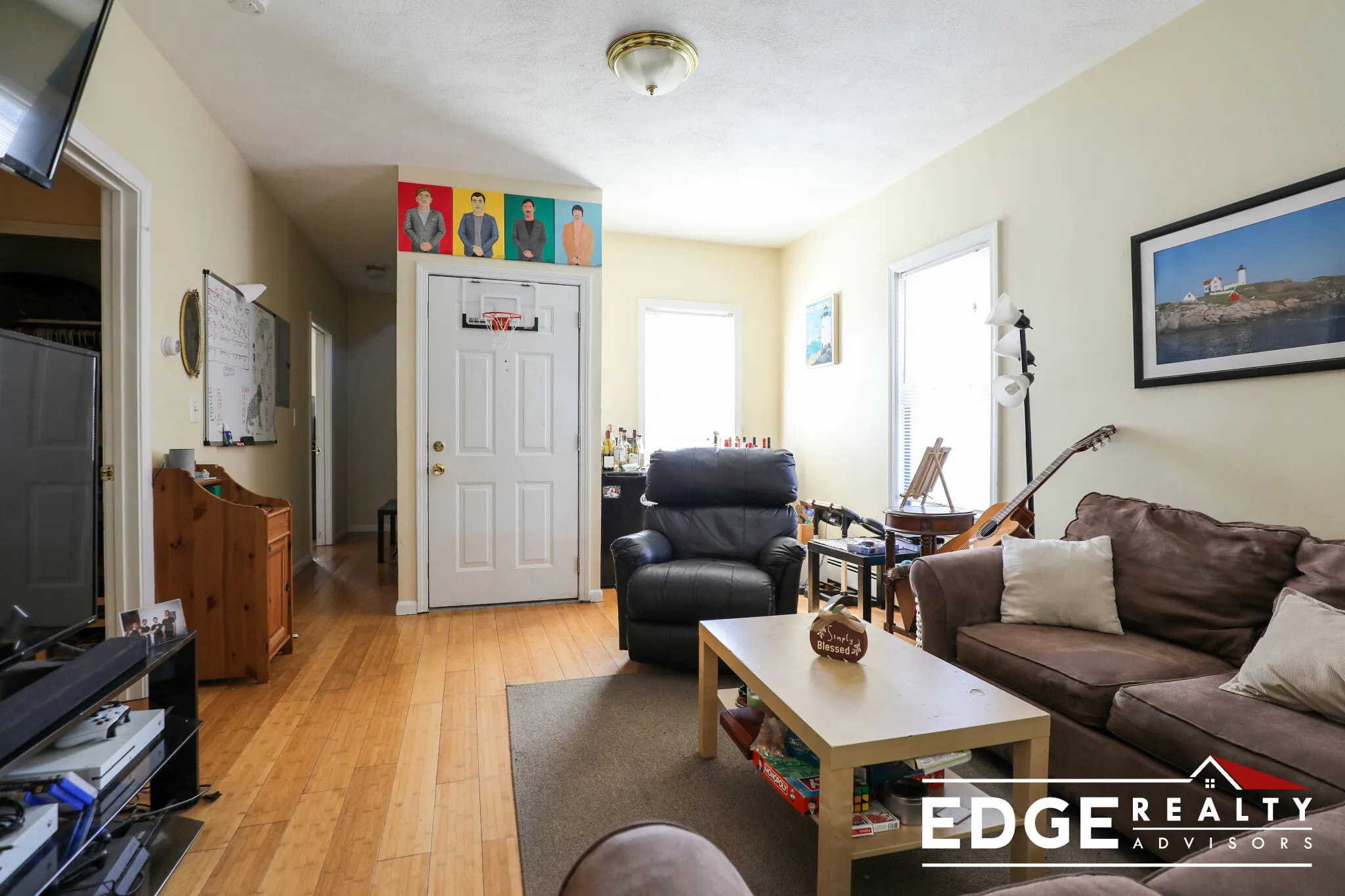 5 bed, 2 bath apartment for rent at 36 Pratt St Unit 1, Allston — photo 2 of 12
