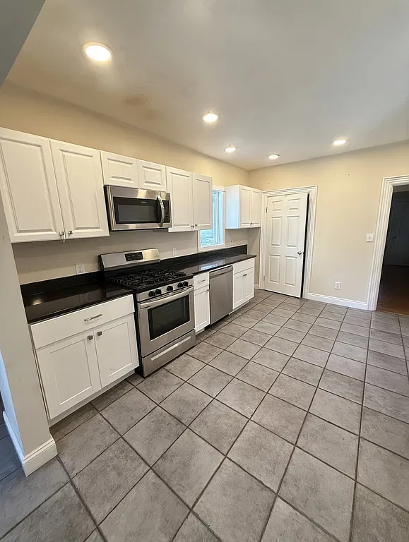 5 bed, 2 bath apartment for rent at 36 Pratt St Unit 1, Allston