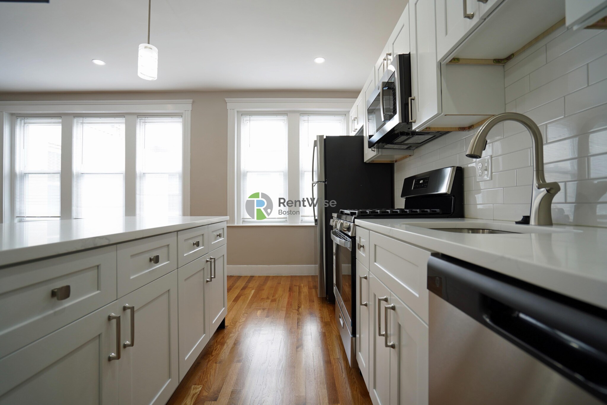 1 bed, 1 bath apartment for rent at 36 Quint Ave Unit 14, Allston — photo 7 of 18