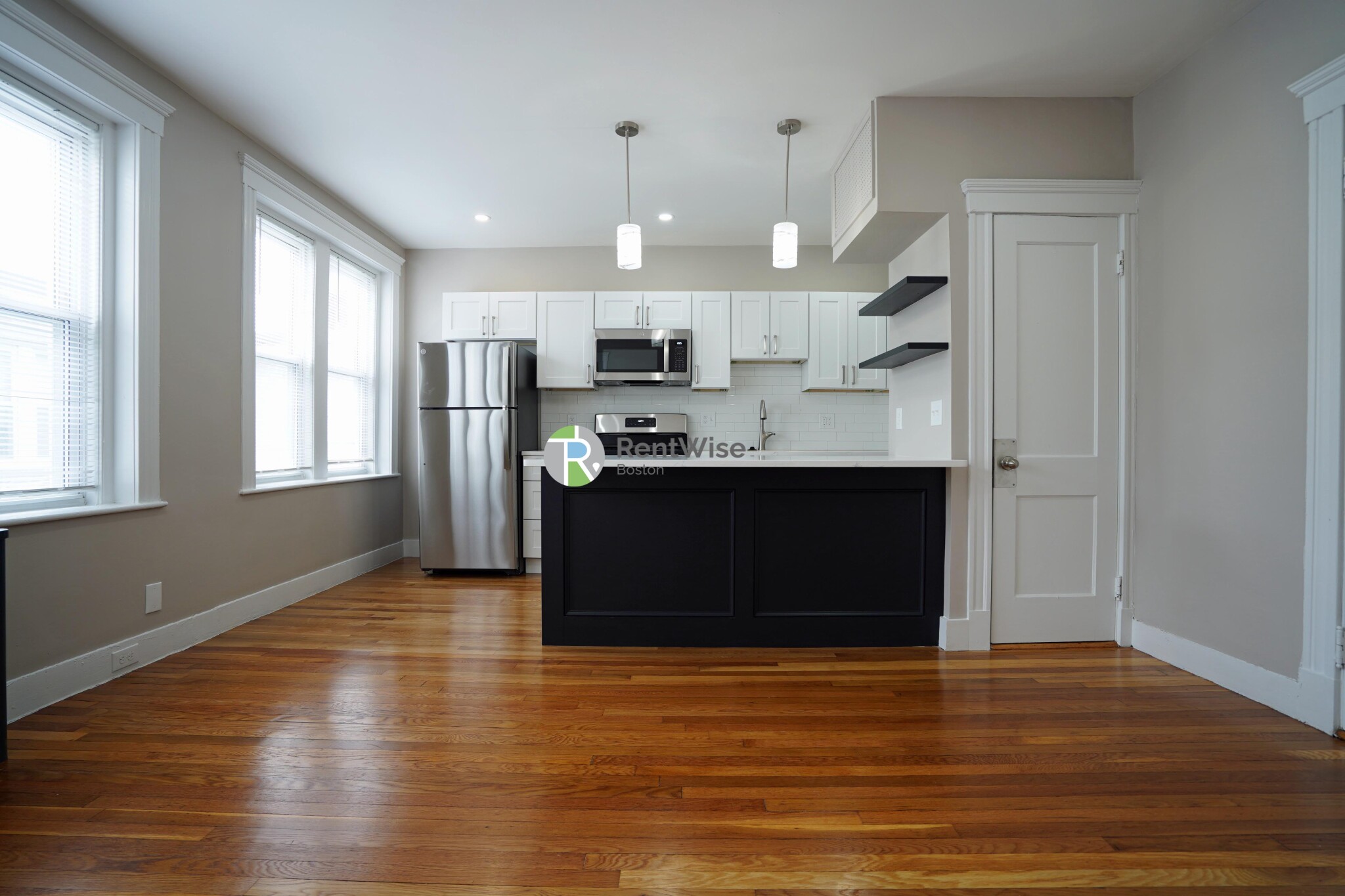 1 bed, 1 bath apartment for rent at 36 Quint Ave Unit 14, Allston — photo 2 of 18