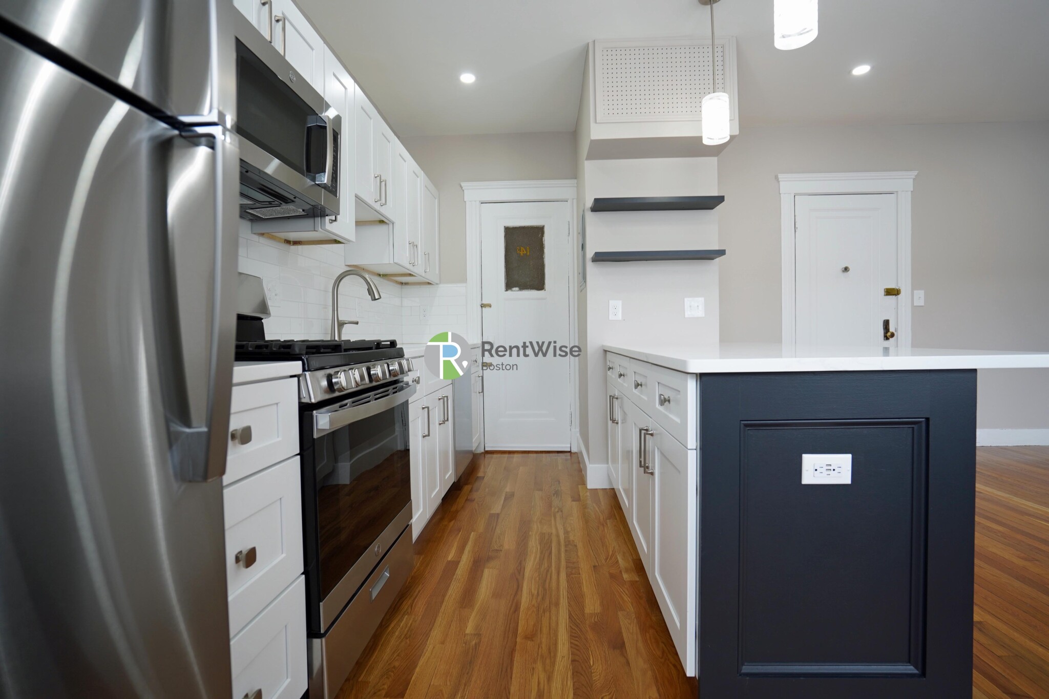 1 bed, 1 bath apartment for rent at 36 Quint Ave Unit 14, Allston — photo 6 of 18