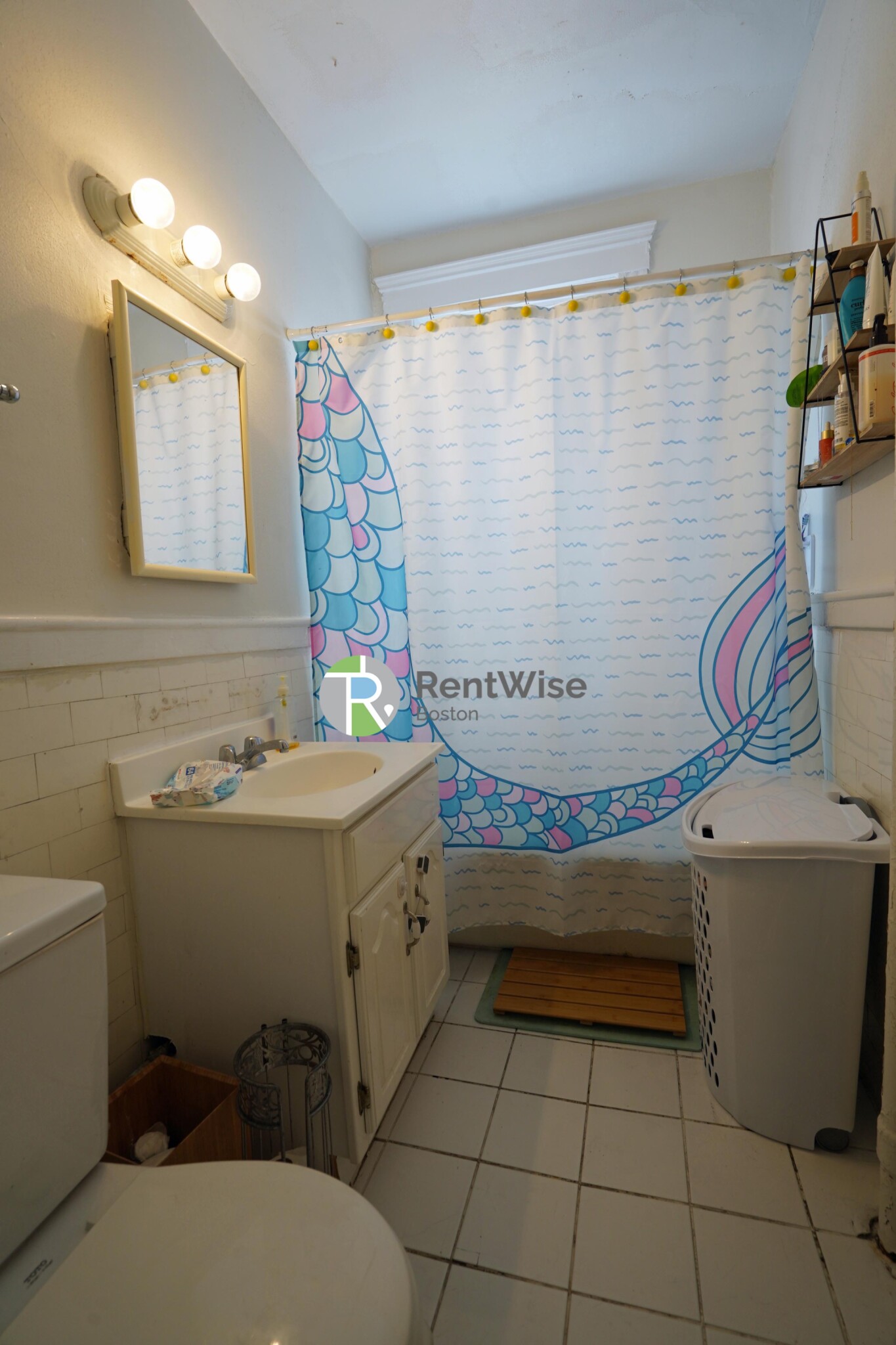 Studio bed, 1 bath apartment for rent at 36 Quint Ave Unit 15, Allston — photo 4 of 12