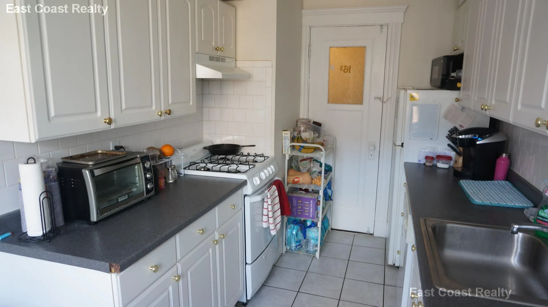 1 bed, 1 bath apartment for rent at 36 Quint Ave Unit 16, Allston — photo 3 of 11