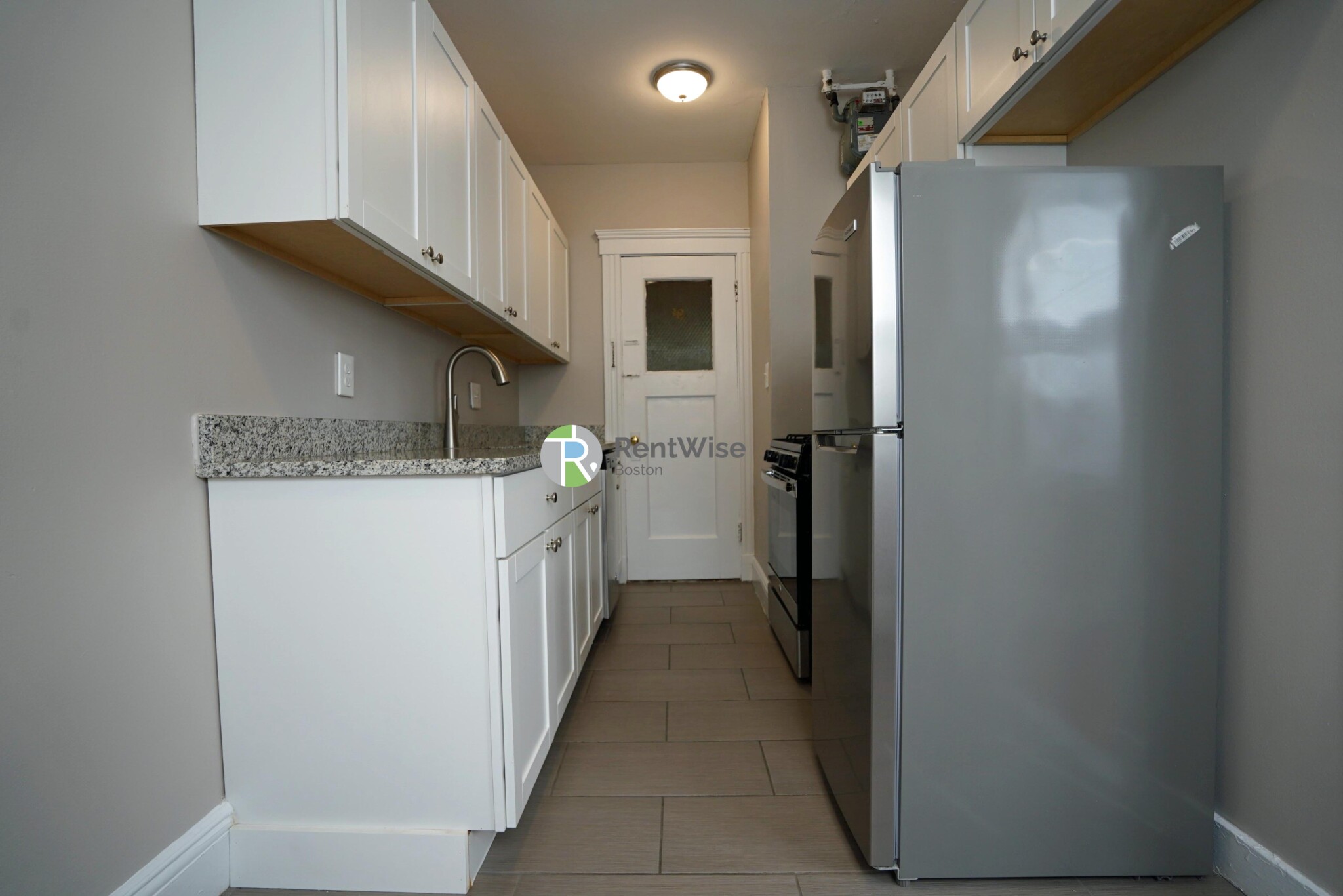 1 bed, 1 bath apartment for rent at 36 Quint Ave Unit 3, Allston — photo 5 of 19