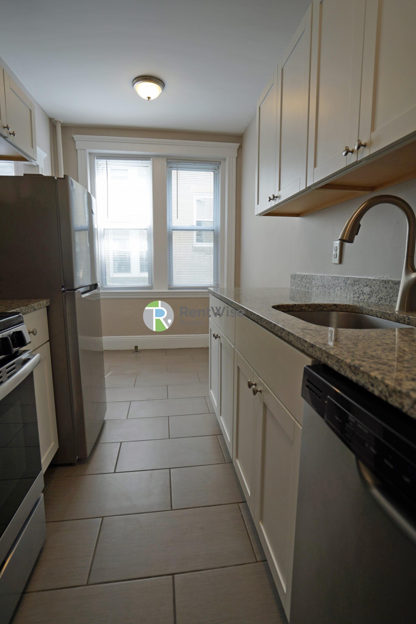 1 bed, 1 bath apartment for rent at 36 Quint Ave Unit 3, Allston — photo 9 of 19