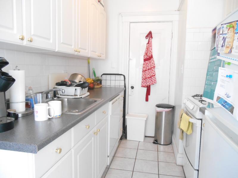 1 bed, 1 bath apartment for rent at 36 Quint Ave Unit 8, Allston — photo 13 of 22