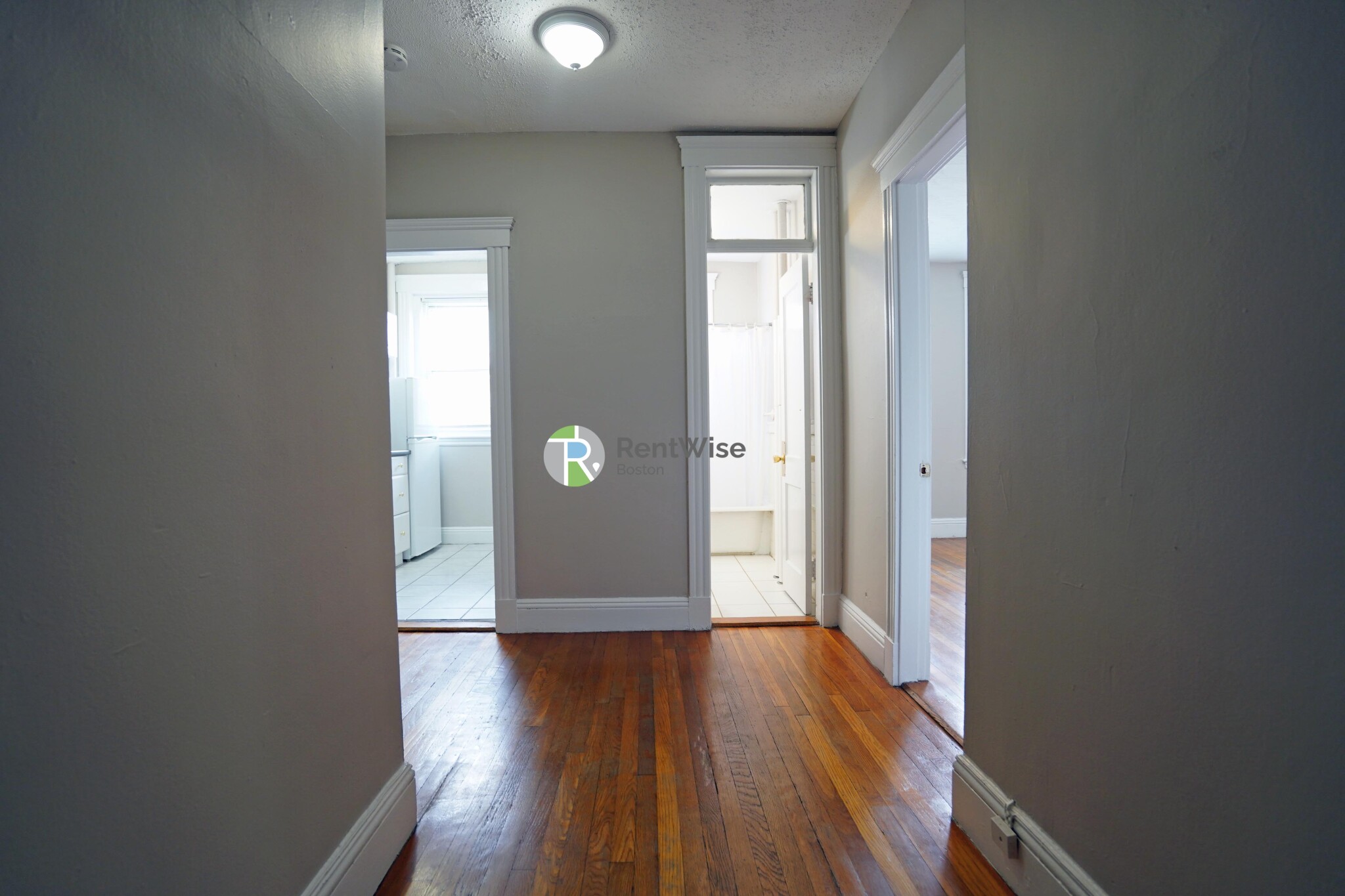 Studio bed, 1 bath apartment for rent at 36 Quint Ave Unit 9, Allston