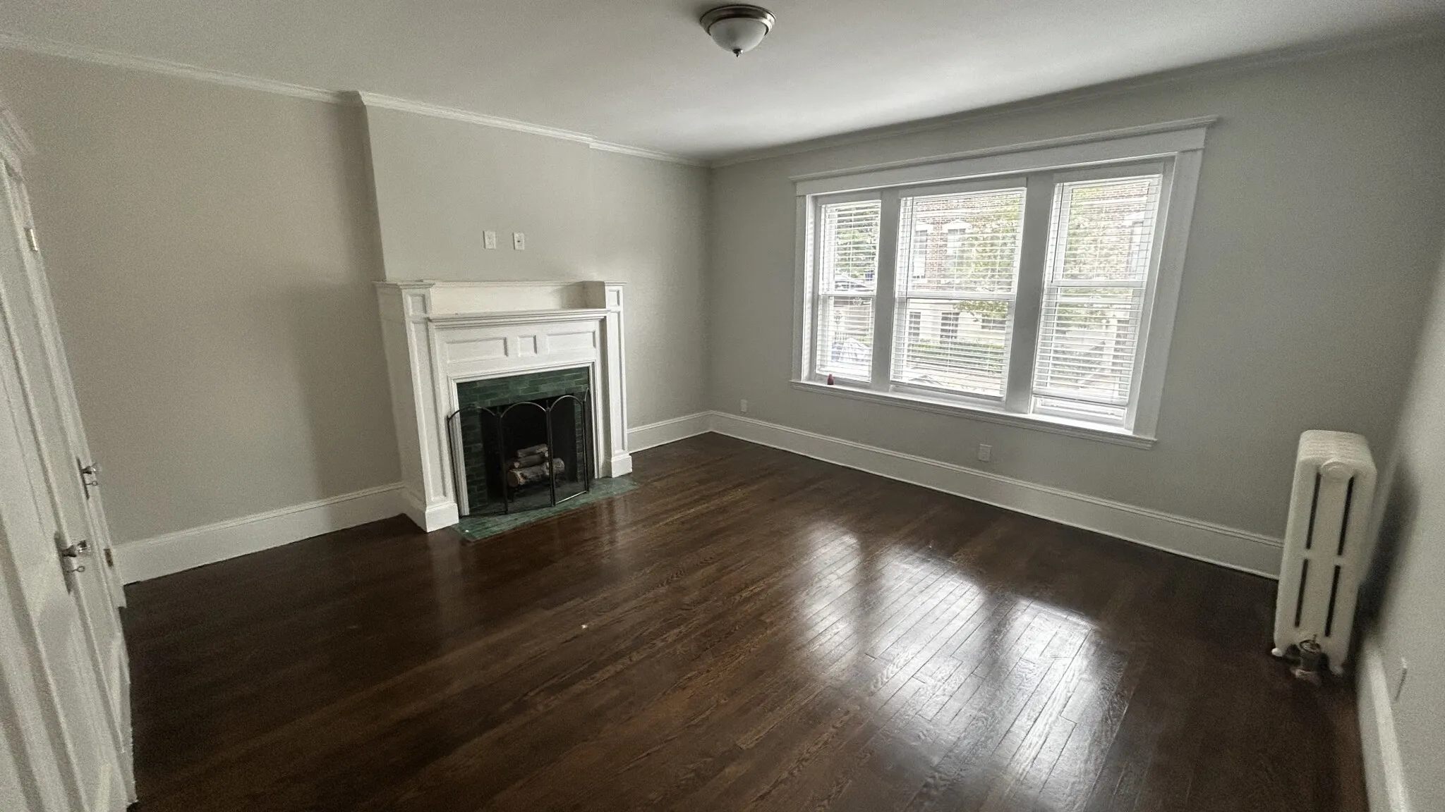 3 bed, 1 bath apartment for rent at 36 Radcliffe Rd Unit 1, Hyde Park — photo 5 of 12