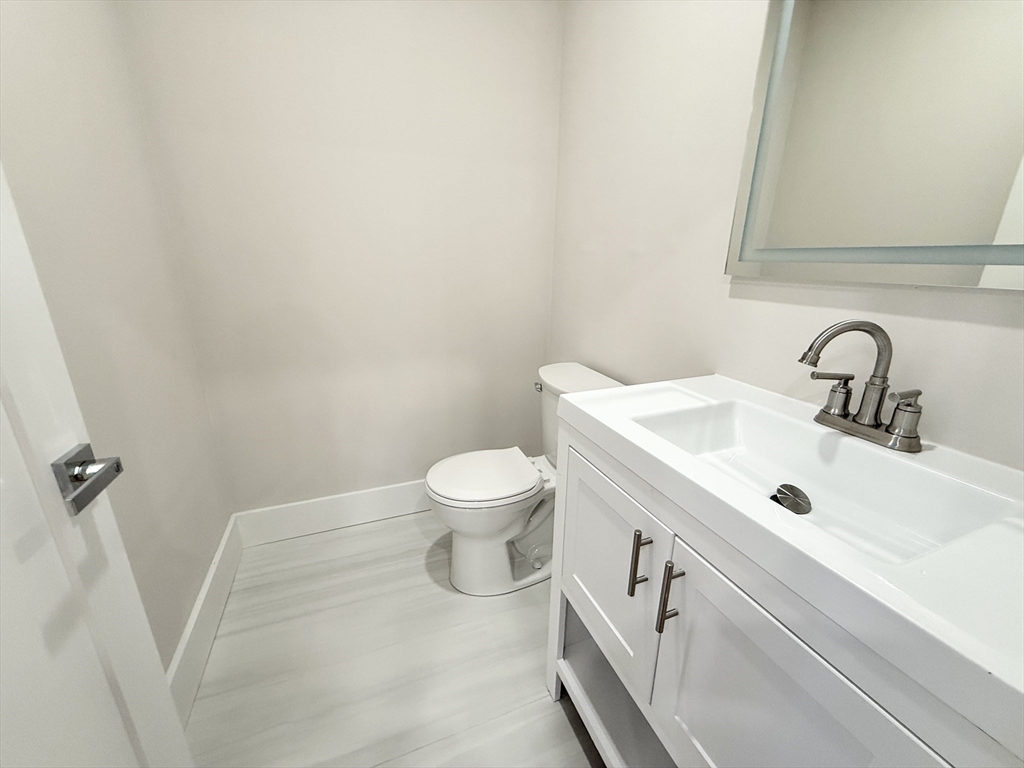 3 bed, 1 bath apartment for rent at 36 Raven St Unit 2, Dorchester — photo 7 of 8