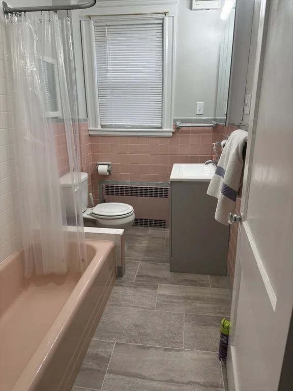 2 bed, 1 bath apartment for rent at 36 Raymond Ave Unit 1, Salem — photo 10 of 19